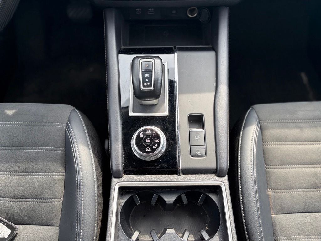 2024 Mitsubishi Outlander Base