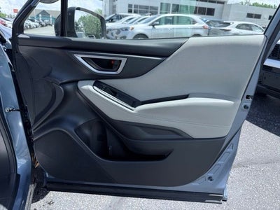 2023 Subaru Forester Base