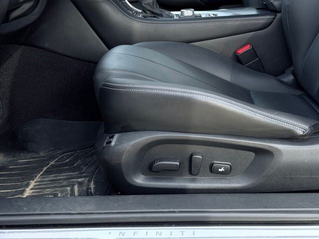 2018 INFINITI Q60 3.0t LUXE