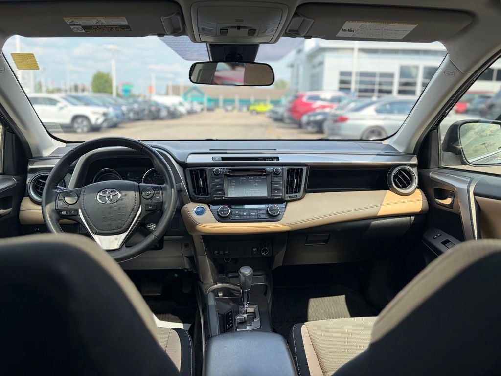 2018 Toyota RAV4 Hybrid XLE