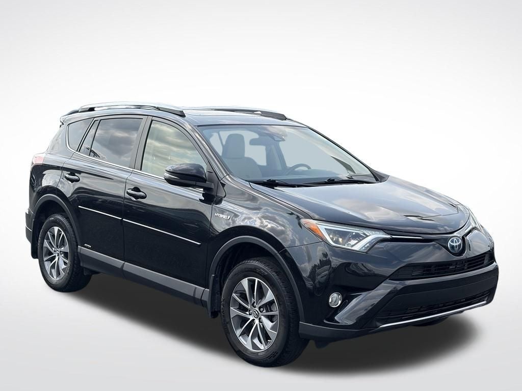 2018 Toyota RAV4 Hybrid XLE