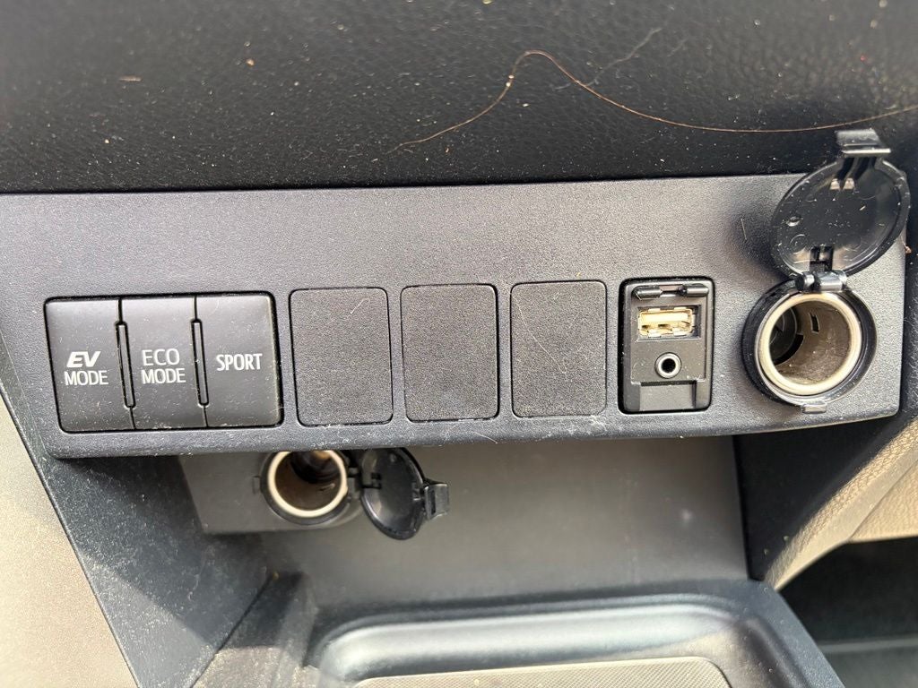 2018 Toyota RAV4 Hybrid XLE
