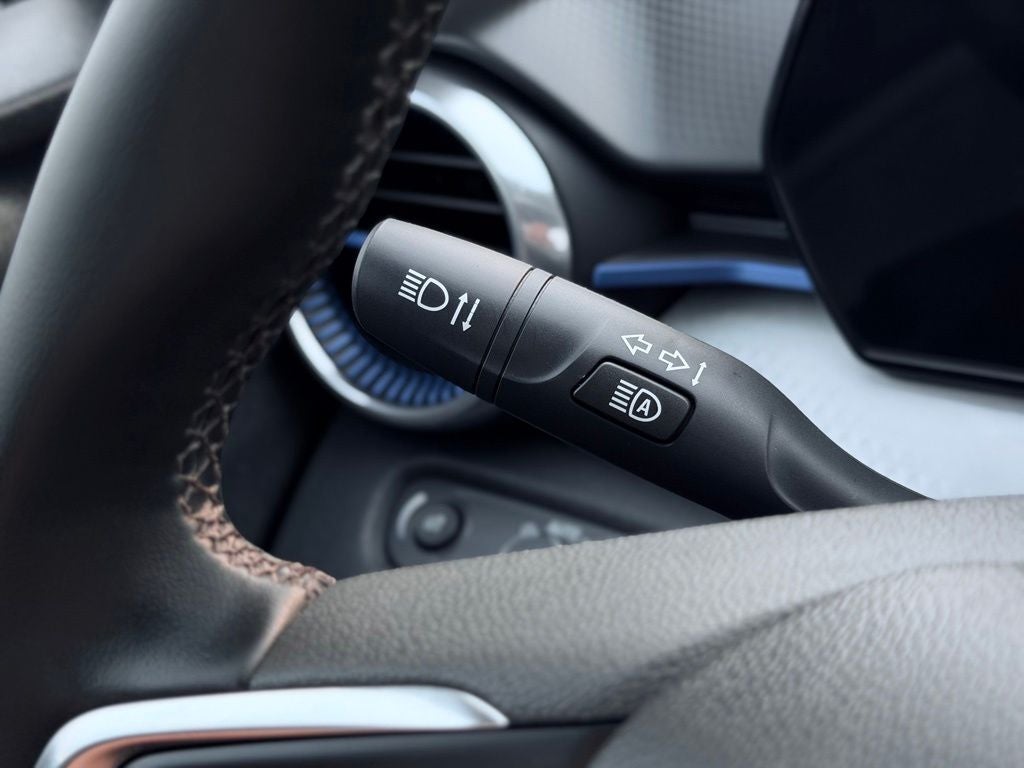 2024 Chevrolet Trax FWD LT