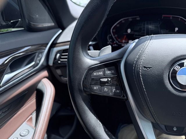 2021 BMW 5 Series xDrive