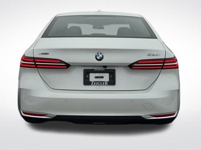 2026 BMW 5 Series xDrive