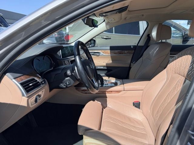 2018 BMW 7 Series 750i
