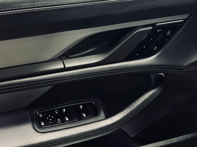 2020 Porsche Taycan Turbo