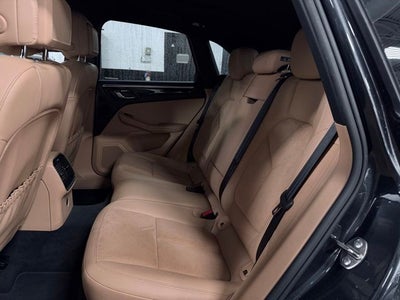 2017 Porsche Macan Base