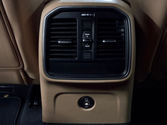 2017 Porsche Macan Base