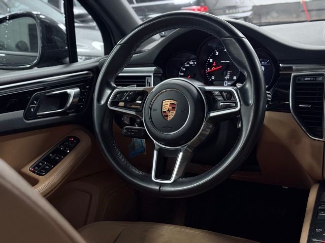 2017 Porsche Macan Base