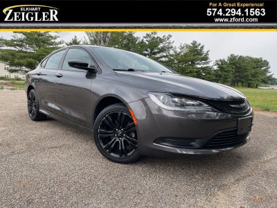 2017 Chrysler 200 LX