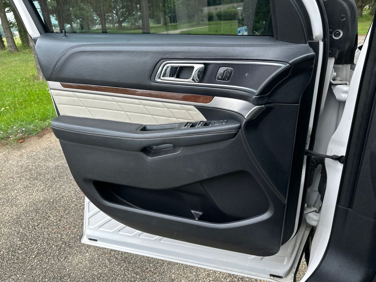2016 Ford Explorer Platinum