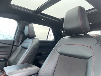 2024 Ford Explorer ST-Line