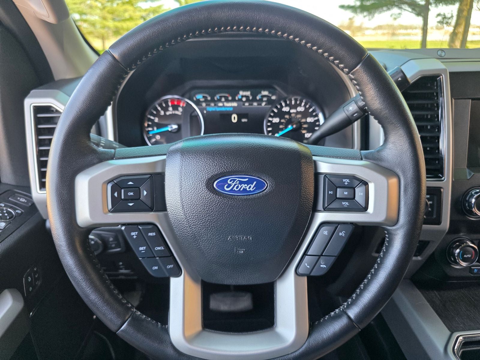 2021 Ford F-250SD Lariat