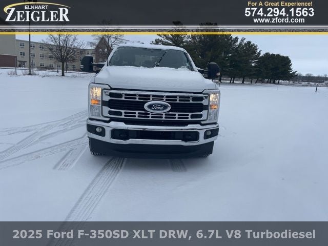 2025 Ford F-350SD XLT DRW