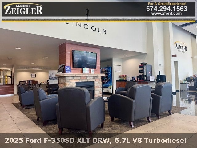 2025 Ford F-350SD XLT DRW