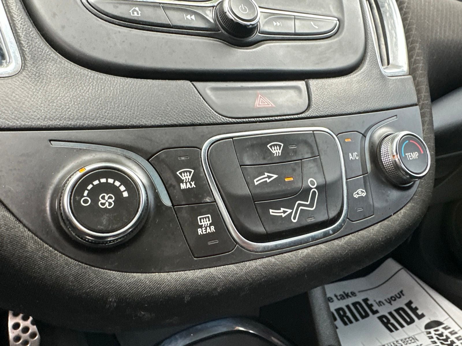 2017 Chevrolet Malibu LT 1LT