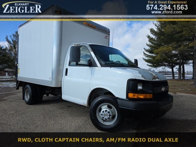 2009 Chevrolet Express 3500 Work Van Cutaway