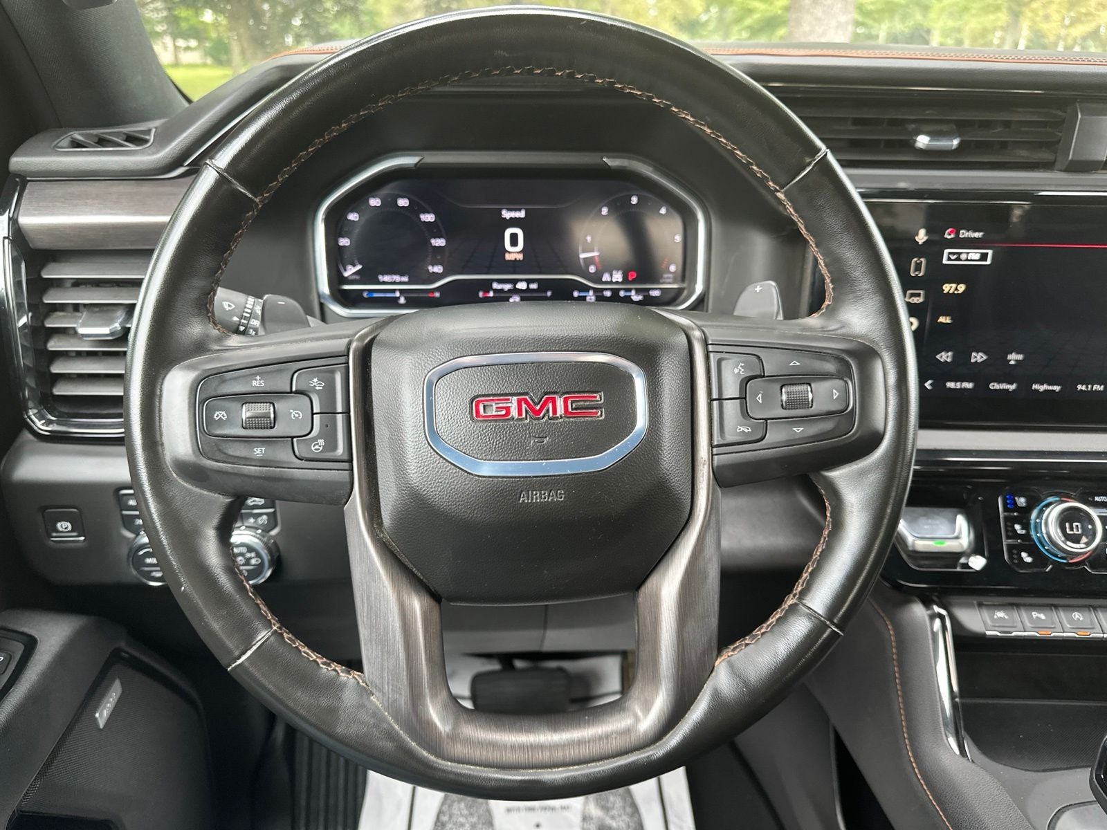 2025 GMC Sierra 1500 AT4