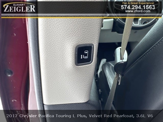 2017 Chrysler Pacifica Touring L Plus
