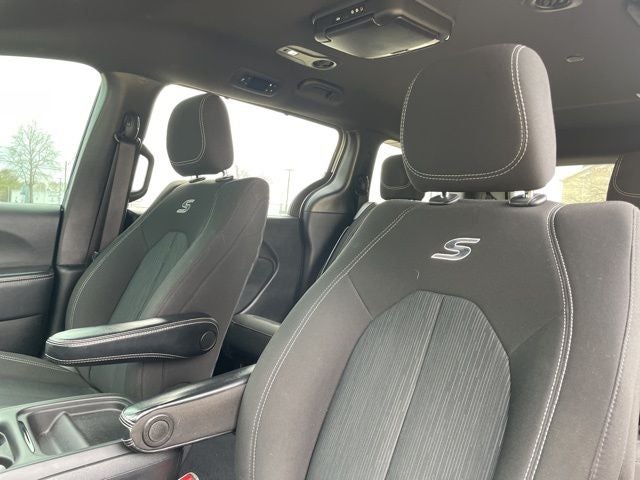 2021 Chrysler Pacifica Touring