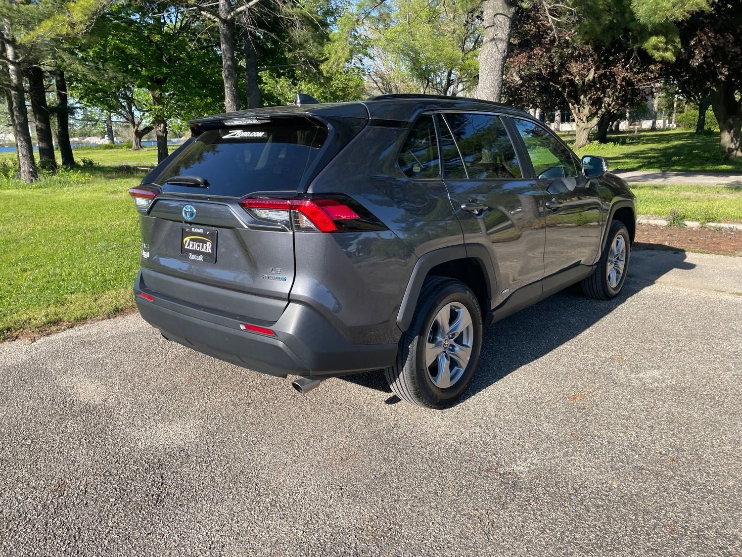 2024 Toyota RAV4 Hybrid LE