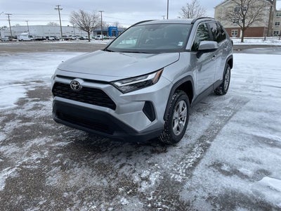 2025 Toyota RAV4 XLE