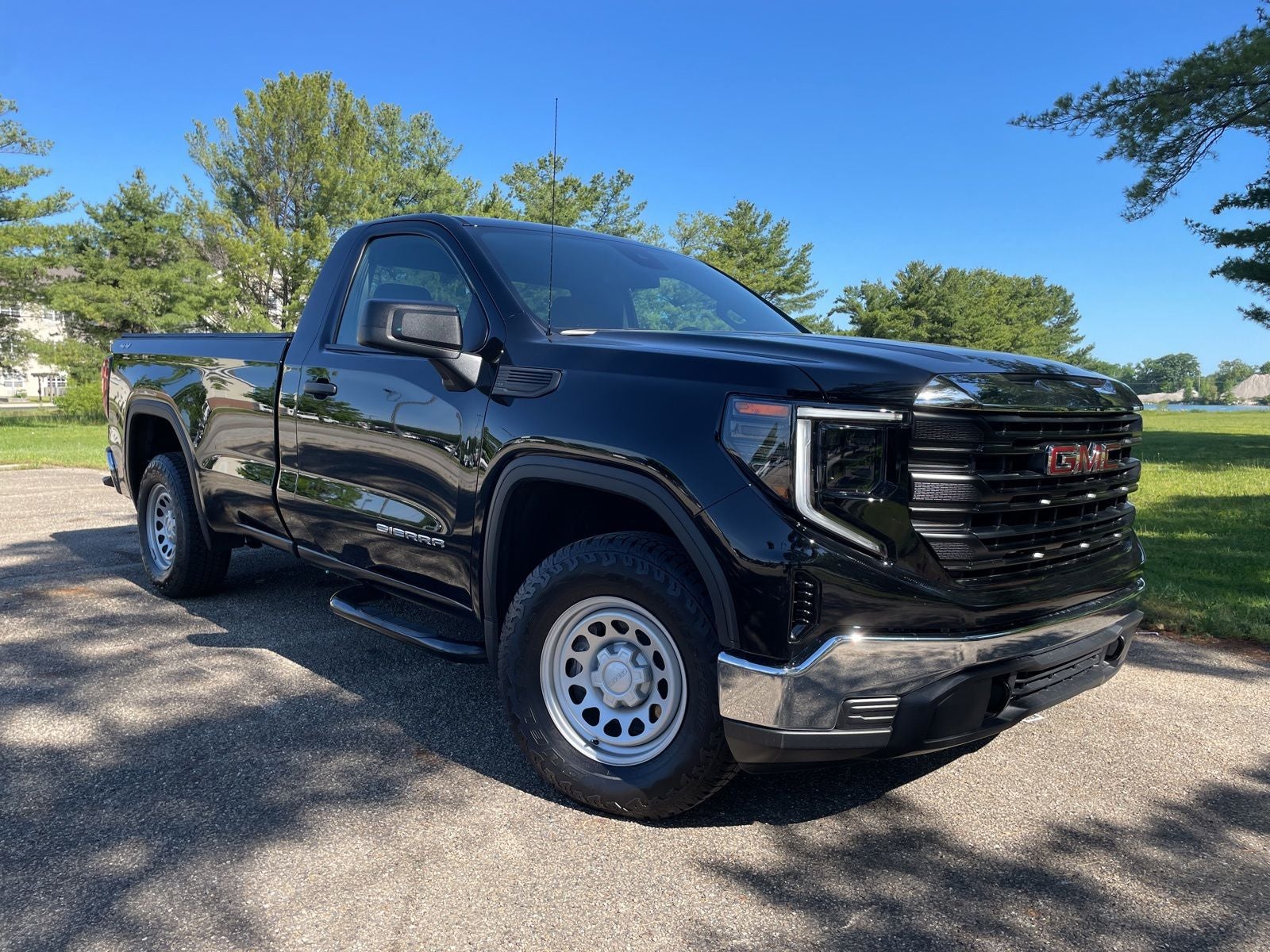 2023 GMC Sierra 1500 Pro