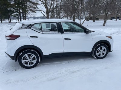 2024 Nissan Kicks S