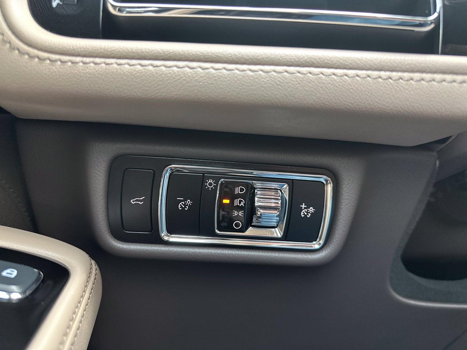 2023 Lincoln Aviator Standard Premium