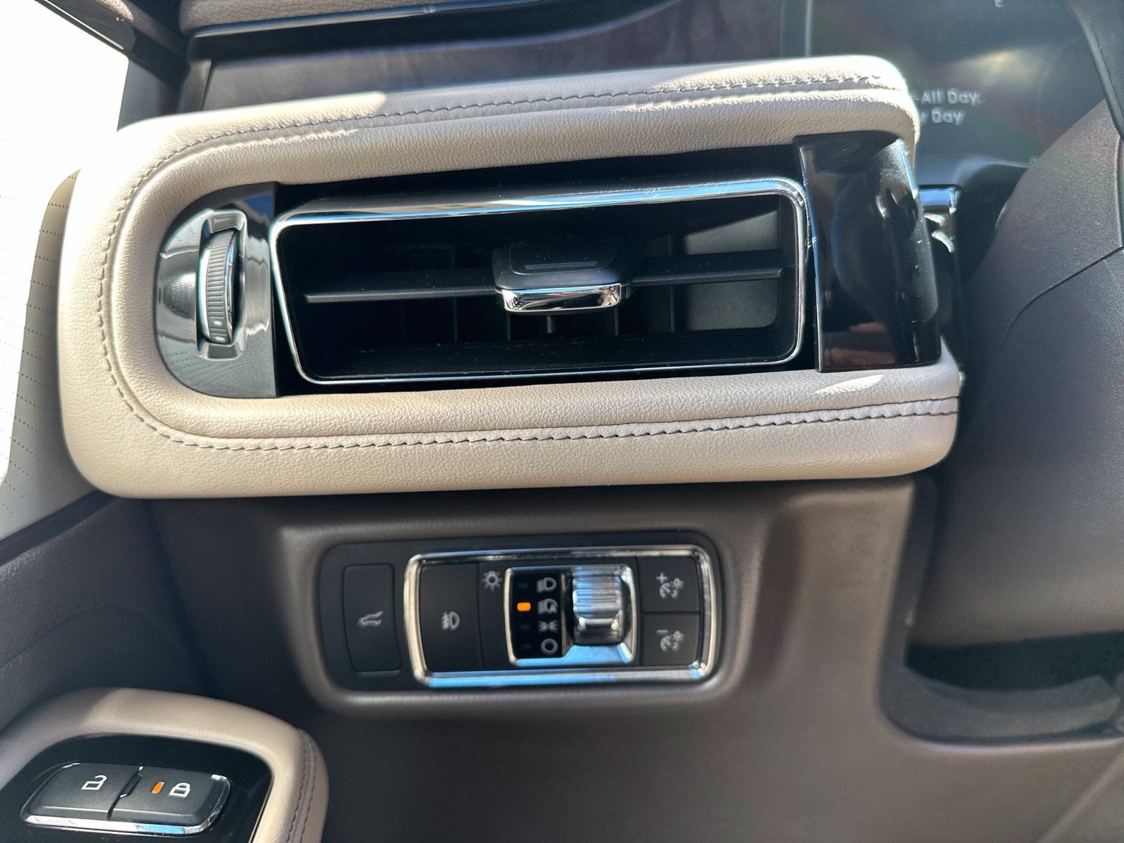 2022 Lincoln Aviator Reserve Premium