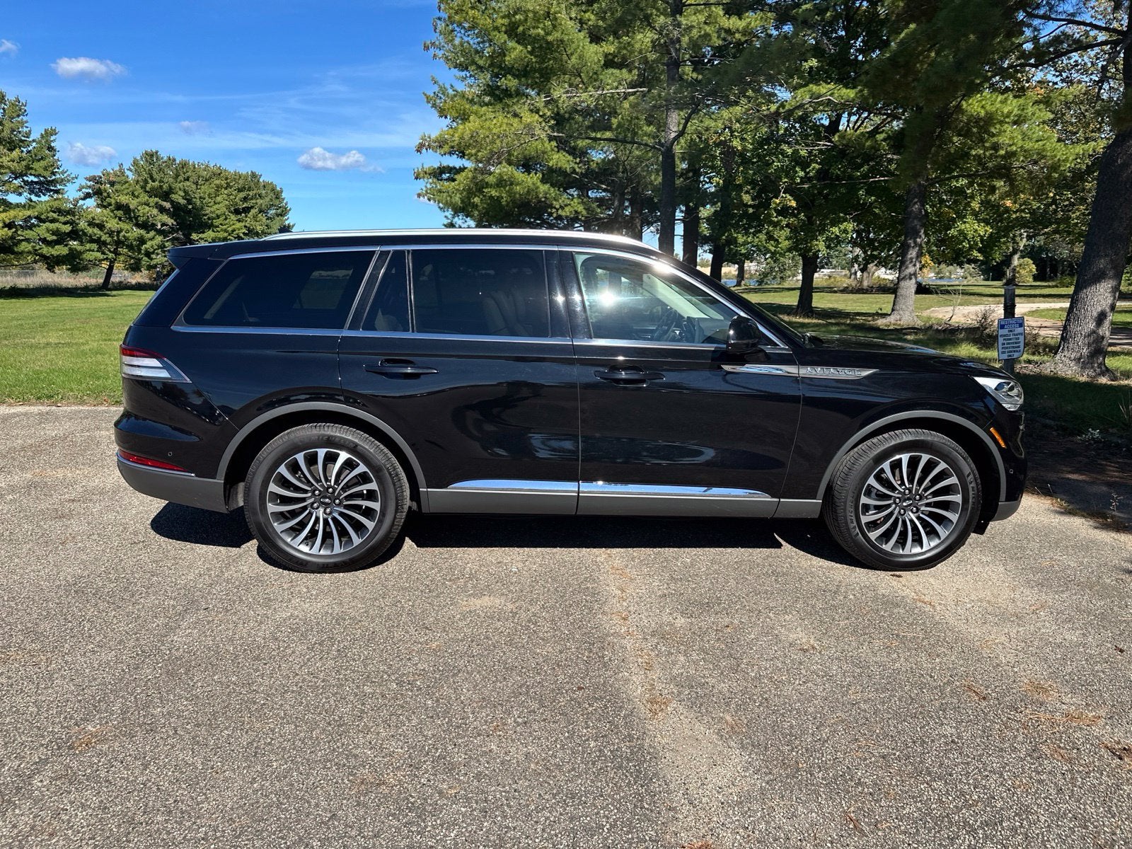 2022 Lincoln Aviator Reserve Premium