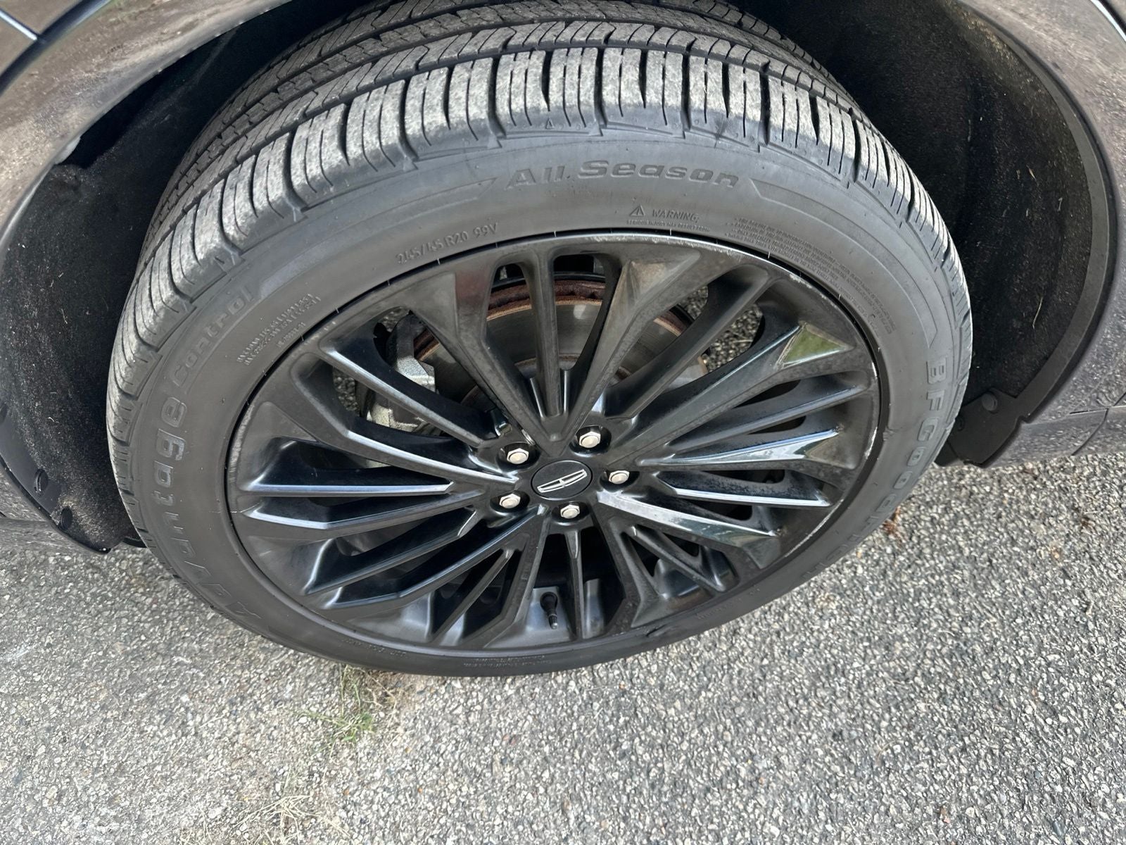 2023 Lincoln Corsair Standard