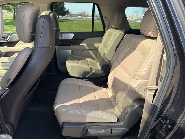 2022 Lincoln Navigator L Reserve