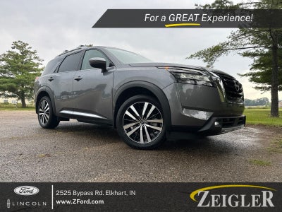 2025 Nissan Pathfinder Platinum
