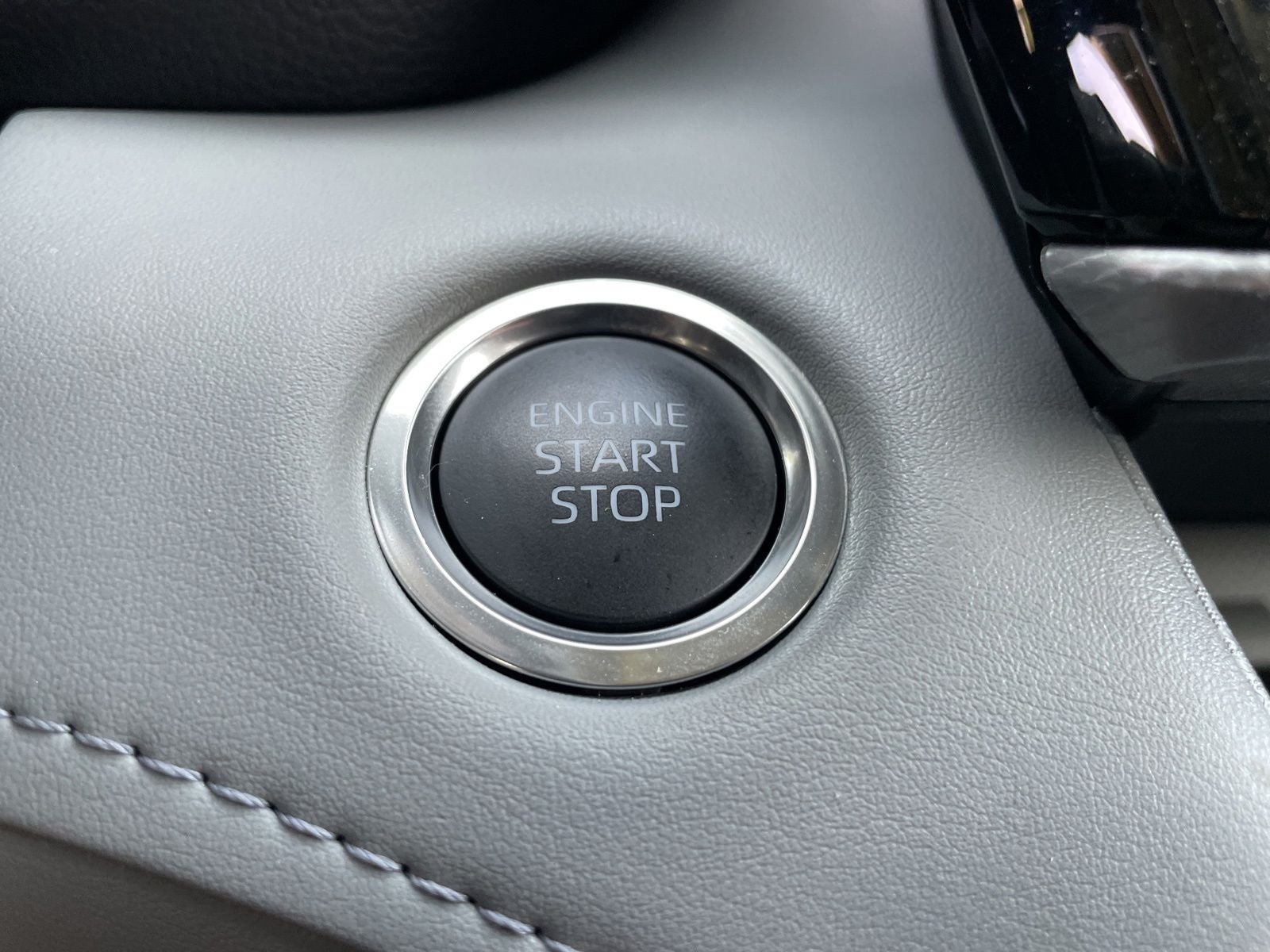 2025 Toyota Highlander Platinum