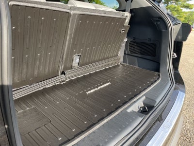 2025 Toyota Highlander Platinum