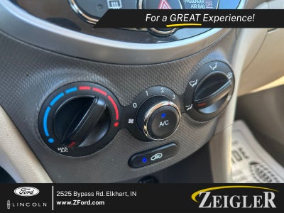 2012 Hyundai Accent GLS