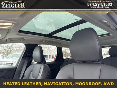 2024 Volvo XC60 B5 Plus Dark Theme