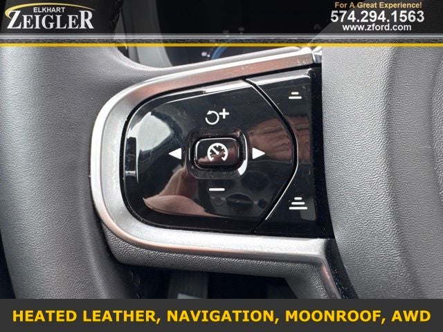 2024 Volvo XC60 B5 Plus Dark Theme