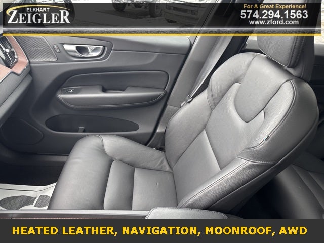 2024 Volvo XC60 B5 Plus Dark Theme